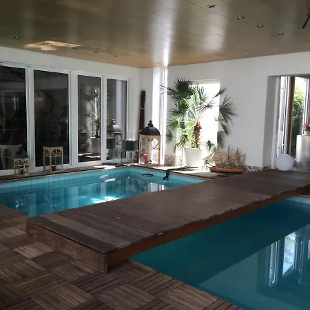 Apartment Stadtvilla Intzeplatz - Ruegen *