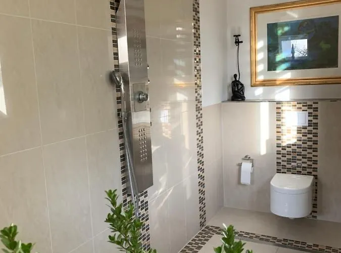 Stadtvilla Intzeplatz - Ruegen * Remscheid